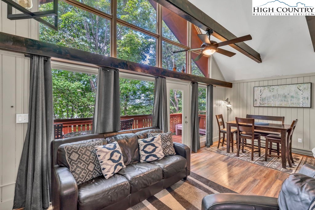 102 Skiview Lane, Unit 5 Beech Mountain, NC 28604 - Photo 5 of 31
