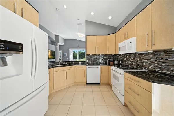 $579,000 | 7131 Kensington Court, University Park, FL 34201