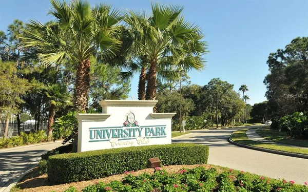 $579,000 | 7131 Kensington Court, University Park, FL 34201