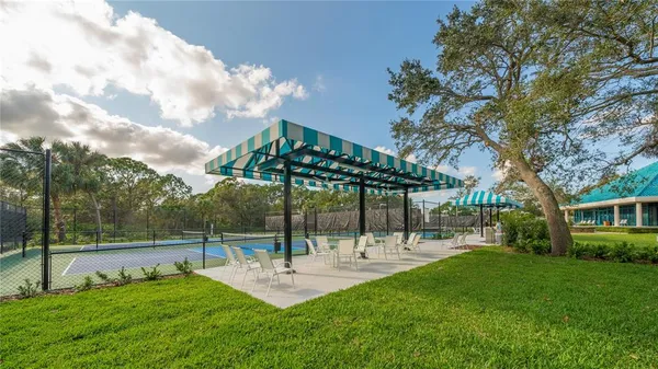 $579,000 | 7131 Kensington Court, University Park, FL 34201
