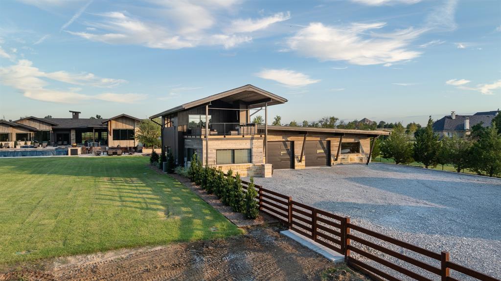 988 English Road Rockwall, TX 75032 - Photo 39 of 40 a view of a house with a big yard