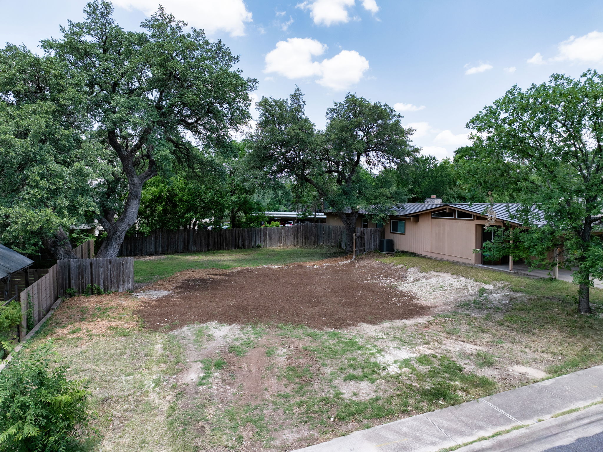 2206 West 49th Street Austin, TX 78756 - Photo 3 of 9