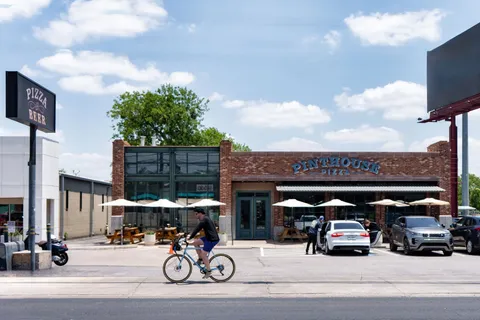 $575,000 | 2206 West 49th Street, Austin, TX 78756