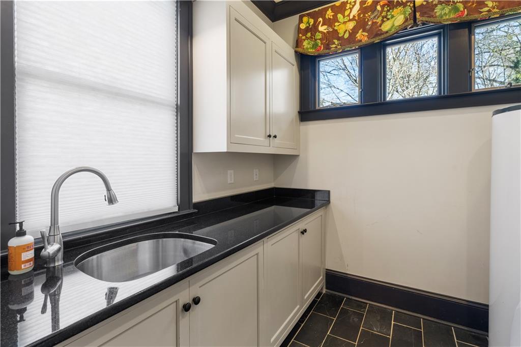 979 Springdale Road Northeast Atlanta, GA 30306 - Photo 37 of 60