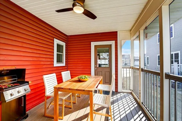 $657,900 | 9420 Stoneywood Boulevard, Middleton, WI 53562