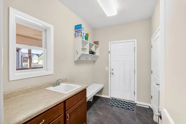 $657,900 | 9420 Stoneywood Boulevard, Middleton, WI 53562