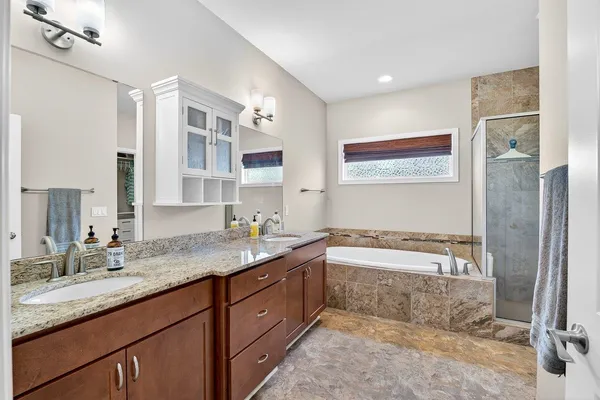 $657,900 | 9420 Stoneywood Boulevard, Middleton, WI 53562