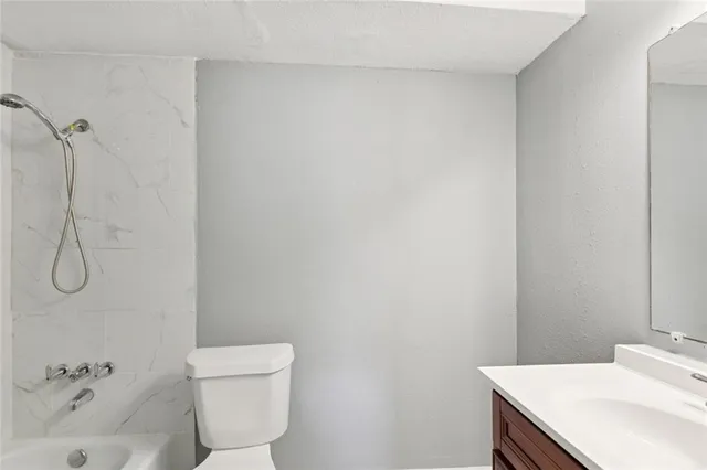 $1,450 | 6200 Riverside Drive, Unit 625, Metairie, LA 70003