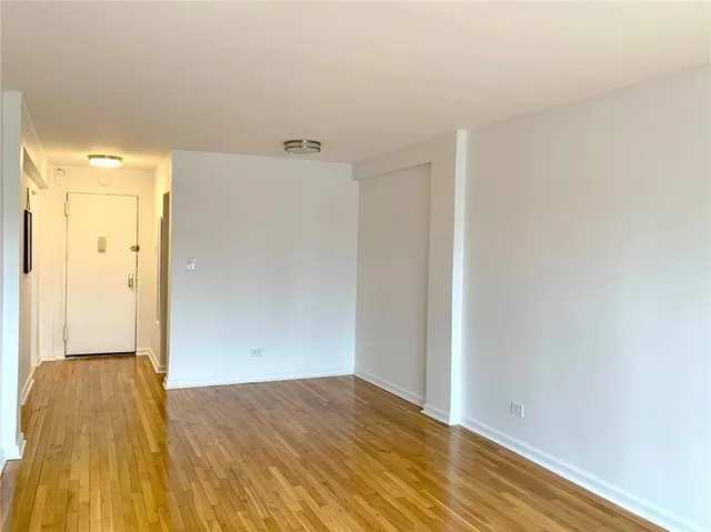 $339,000 | 2121 Shore Parkway, Unit 7M | Gravesend