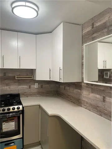 $339,000 | 2121 Shore Parkway, Unit 7M | Gravesend