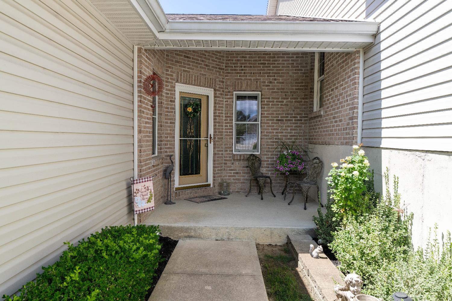 204 Three Mile Ridge Lawrenceburg, IN 47025 - Photo 3 of 42 Gallery Image 3
