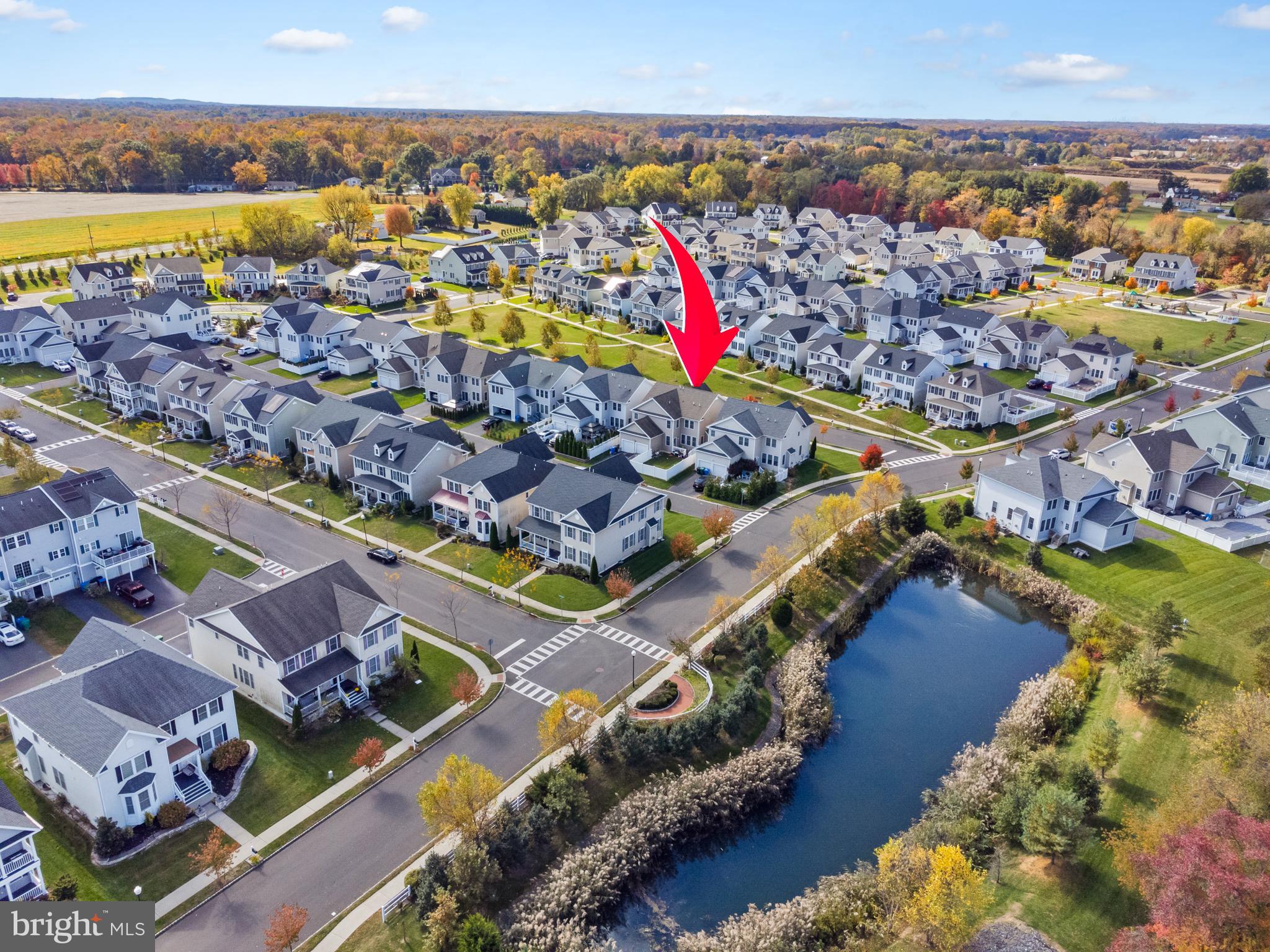 36 Brookdale Way Chesterfield, NJ 08515 - Photo 48 of 52 view of a city with ocean