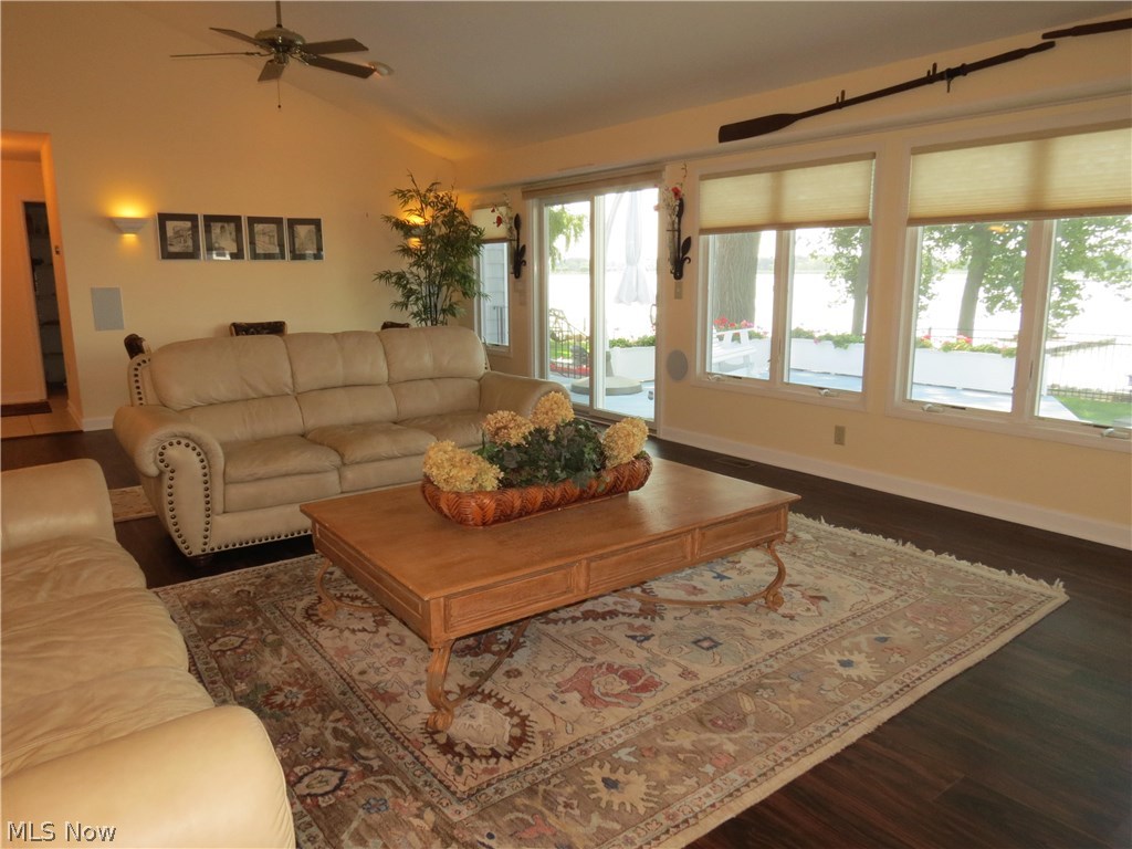 301 Cedar Point Road Sandusky, OH 44870 - Photo 14 of 25
