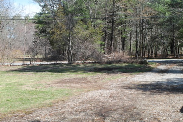 77 Winnetuxet Road Plympton, MA 02367 - Photo 3 of 19 Gallery Image 3