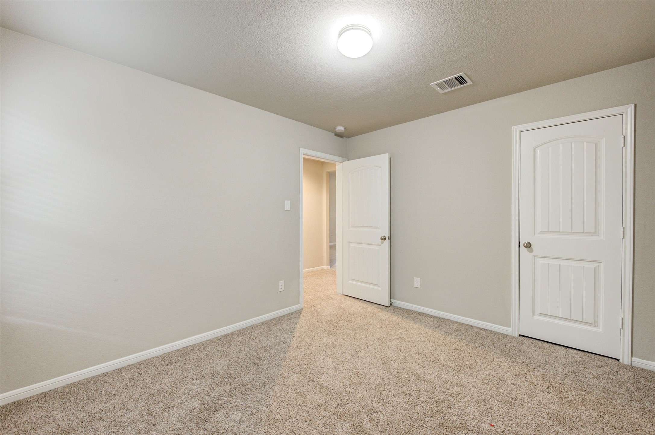 8002 Carillon Way Rosharon, TX 77583 - Photo 13 of 20