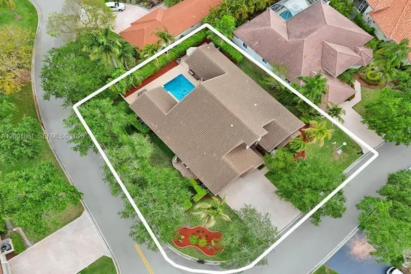 $1,180,000 | 9921 Northwest 60th Place, Parkland, FL 33076