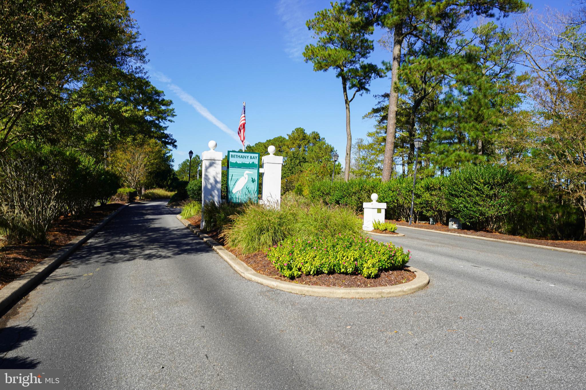37182 Harbor Drive, Unit 264 Ocean View, DE 19970 - Photo 55 of 55 a view of a garden with a plant
