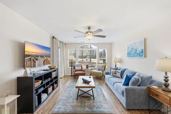 $345,000 | 616 Pinehurst Lane, Unit 22B, Pawleys Island, SC 29585