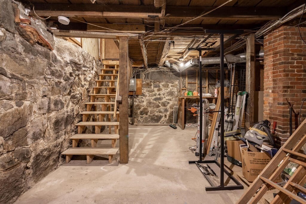 48 Pleasant Street Ayer, MA 01432 - Photo 20 of 35