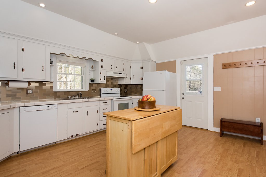 138 Willey Road Milton, NH 03852 - Photo 3 of 36