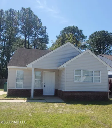 $1,375 | 13181 Warren Drive, Gulfport, MS 39503