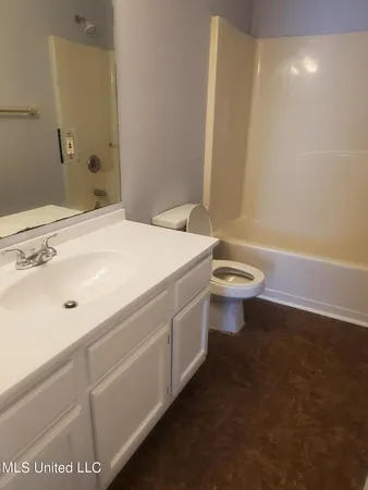 $1,375 | 13181 Warren Drive, Gulfport, MS 39503