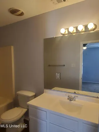 $1,375 | 13181 Warren Drive, Gulfport, MS 39503