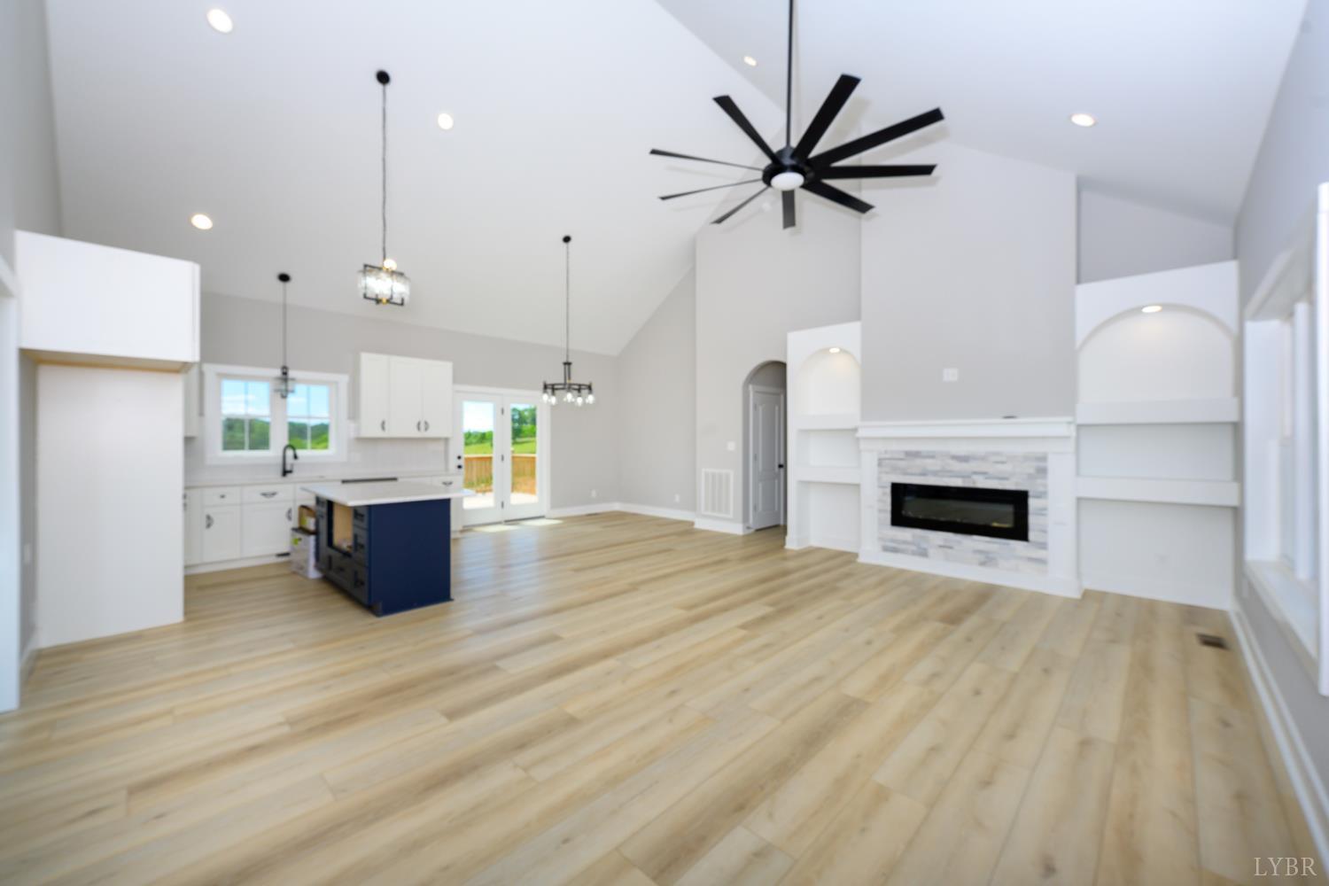 2249 Lipscomb Road Moneta, VA 24121 - Photo 4 of 60