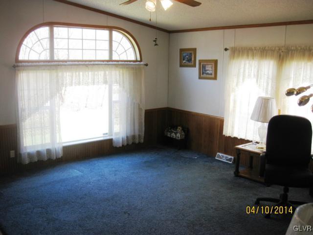 69 Swiss View Road Lehighton, PA 18235 - Photo 33 of 40 Gallery Image 33