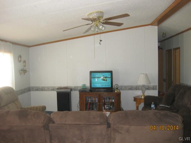 69 Swiss View Road Lehighton, PA 18235 - Photo 7 of 40 Gallery Image 7