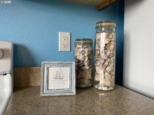 $637,000 | 16319 Lower Harbor Road, Brookings, OR 97415