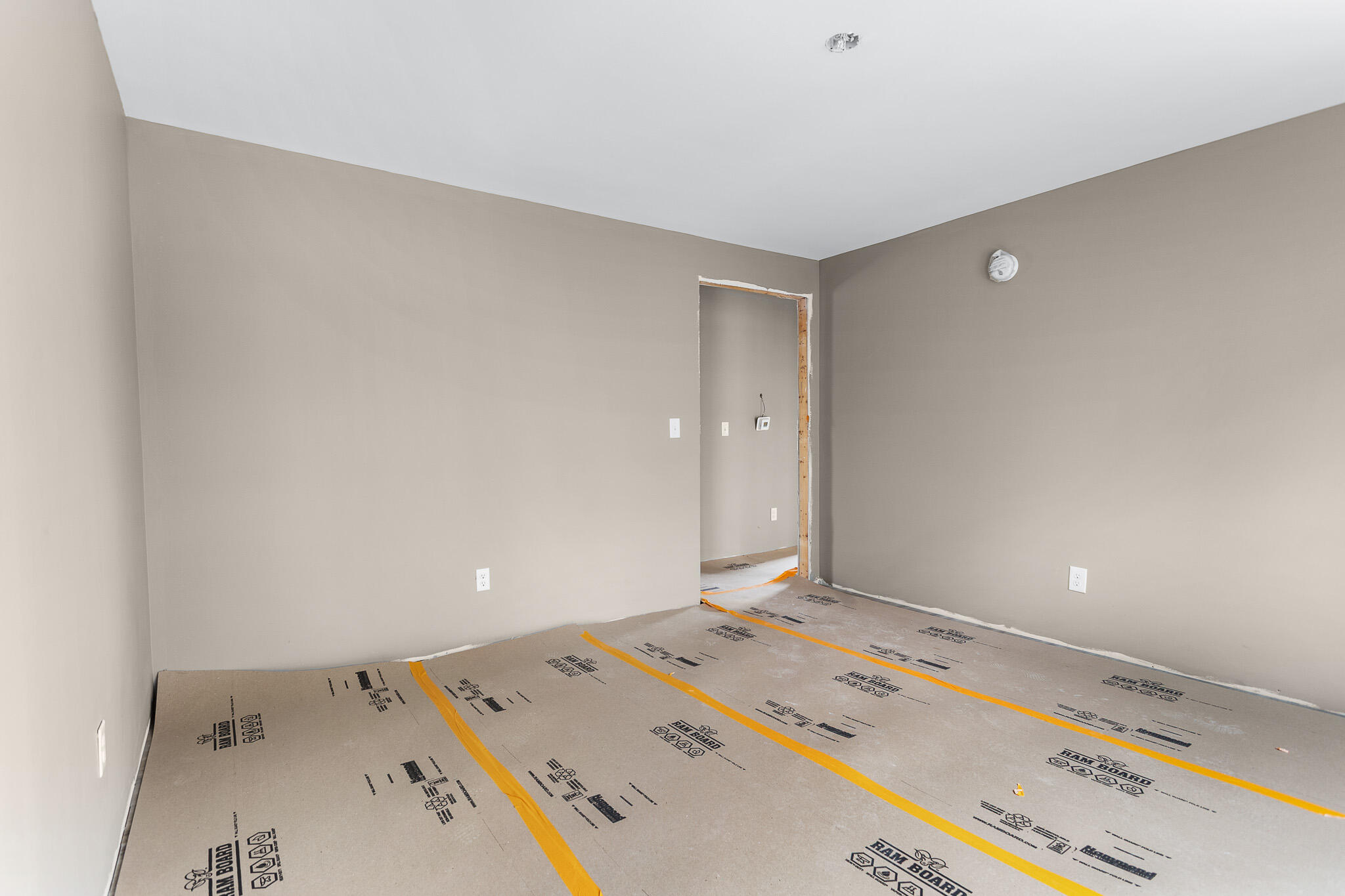 866 South Strong Road Strong, ME 04983 - Photo 23 of 30 interior-24