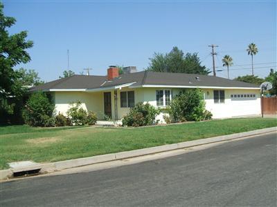 201 Walnut Street Madera, CA 93637 - Photo 2 of 15