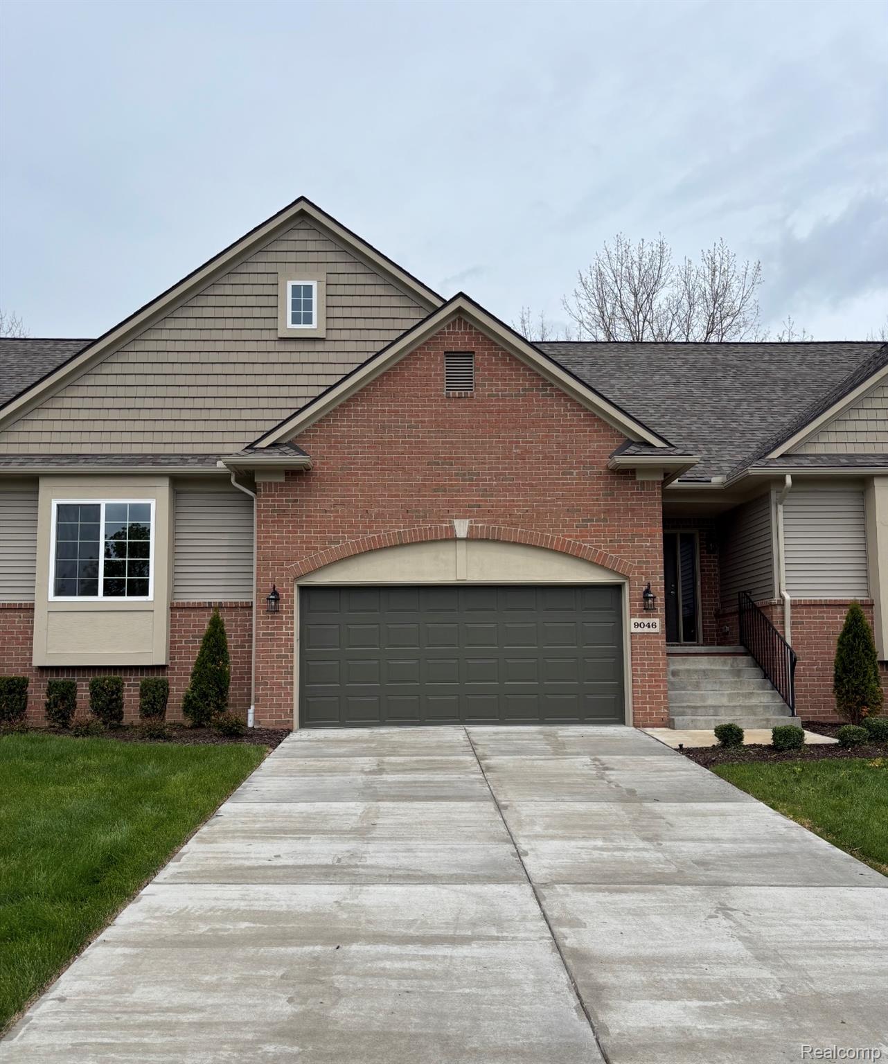 9046 Rhyan Road White Lake, MI 48386 - Photo 1 of 14 IMG_7234.jpg