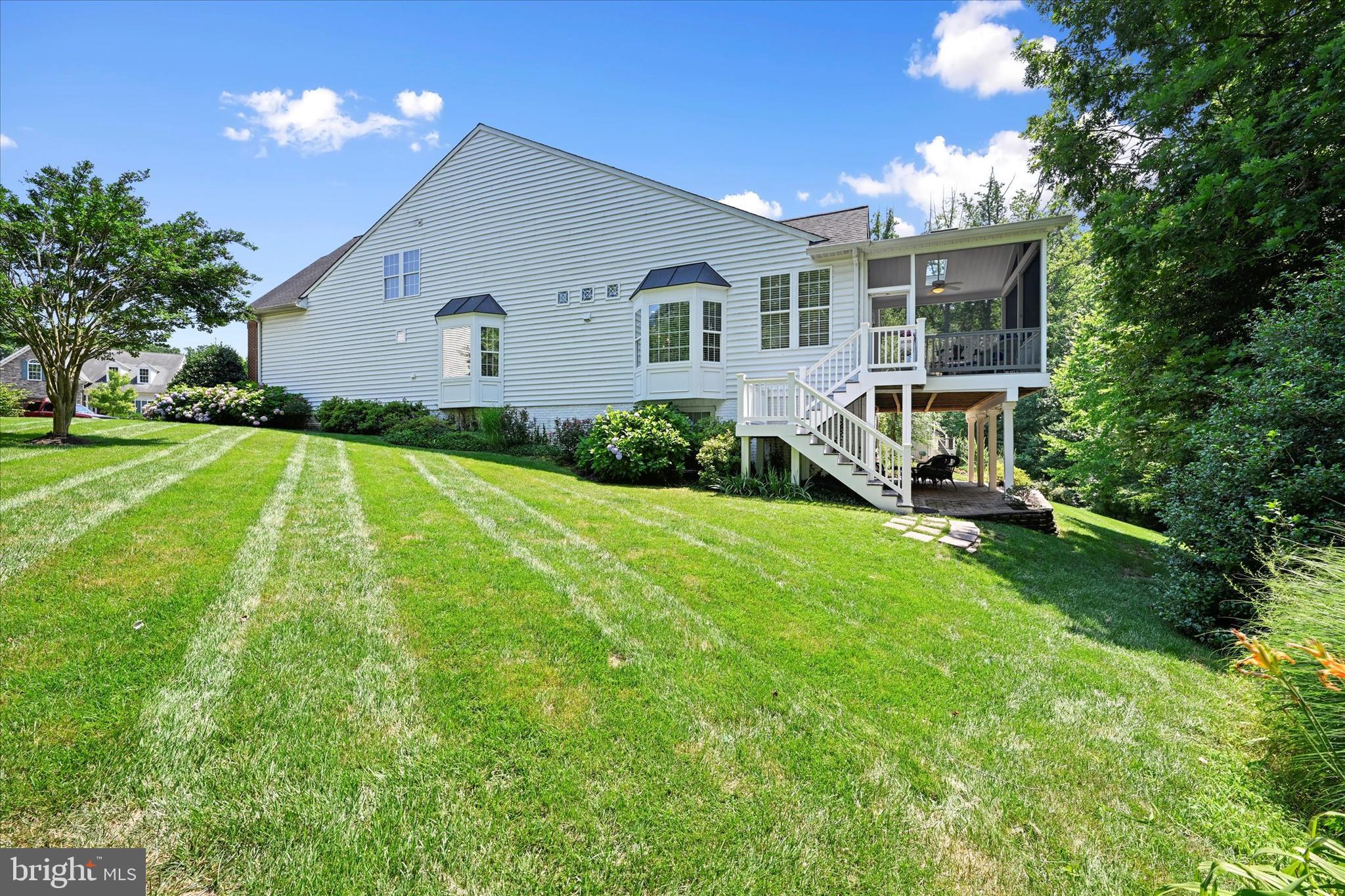 1224 Whetstone Drive Arnold, MD 21012 - Photo 41 of 42 Side View of home with Woods directly behind