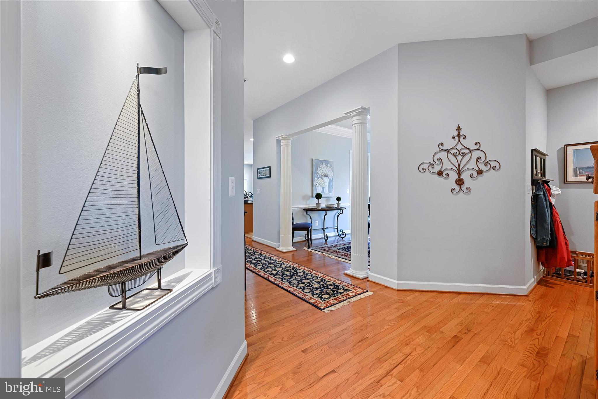 1224 Whetstone Drive Arnold, MD 21012 - Photo 8 of 42 Hallway with gorgeous wall cut outs