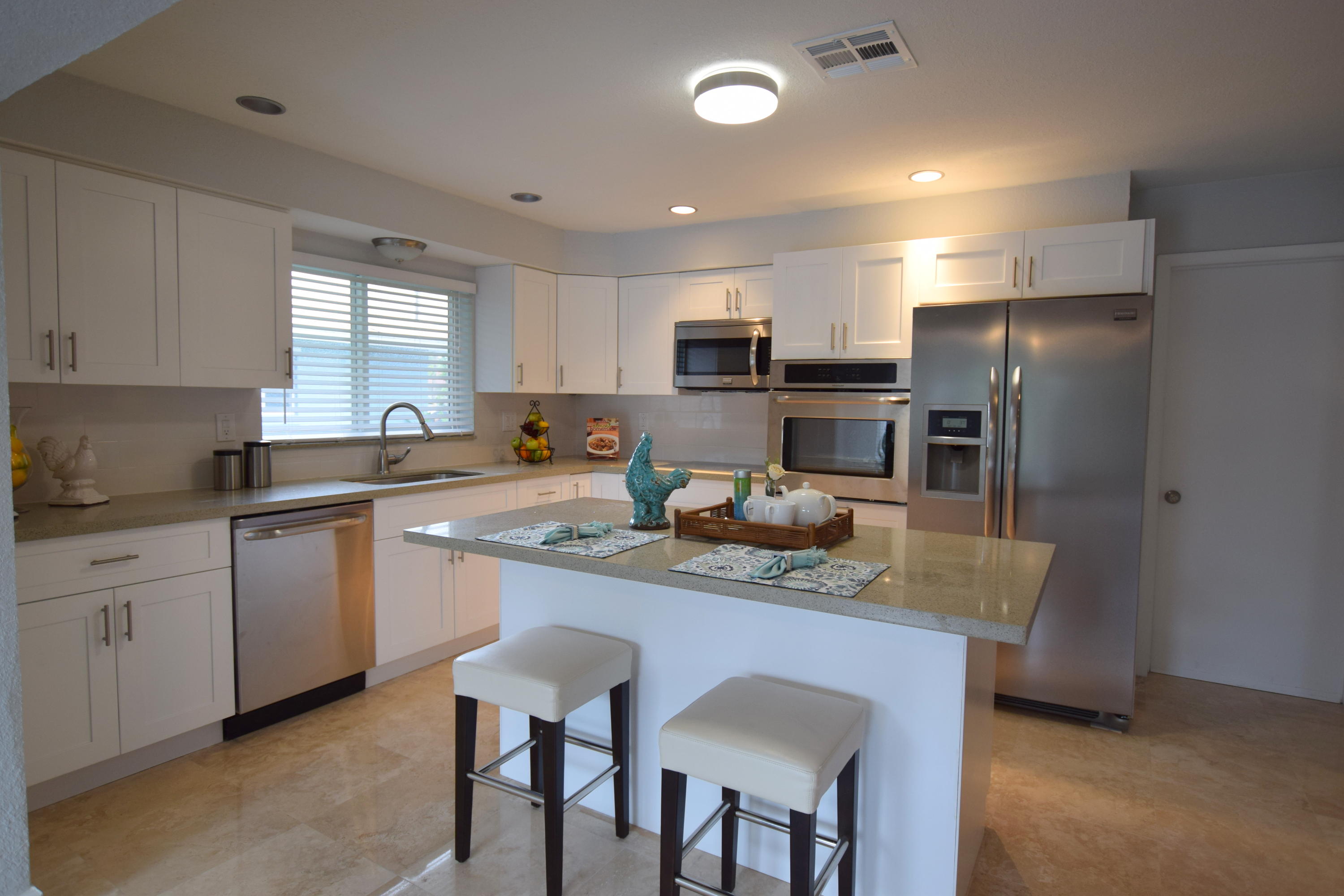 942 Southwest 12th Avenue Boca Raton, FL 33486 - Photo 8 of 22 kitchen new 3