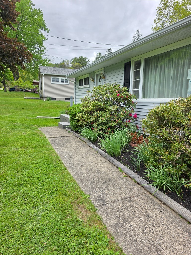 12 Brown Road Corning, NY 14830 - Photo 2 of 37
