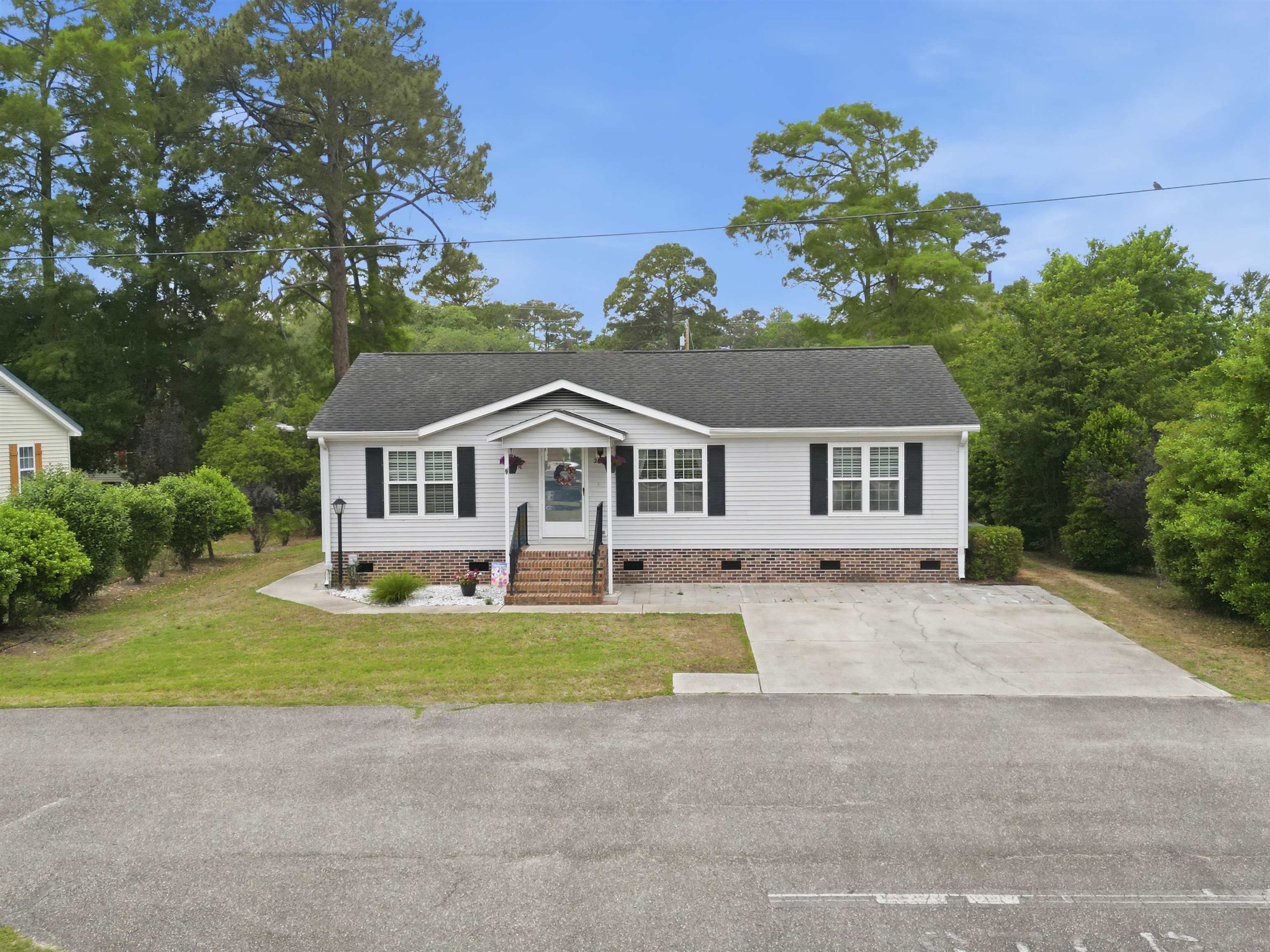 2892 Palm Road Murrells Inlet, SC 29576 - Photo 1 of 18