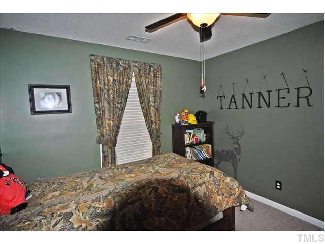 5400 Round Hill Lane Raleigh, NC 27616 - Photo 12 of 20