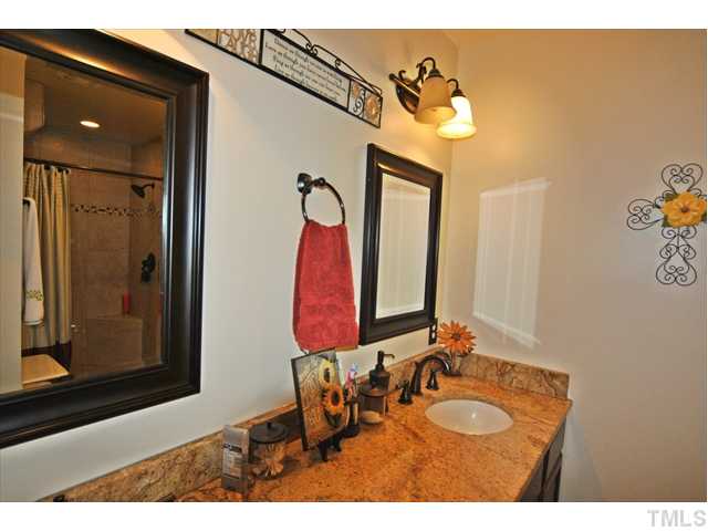 5400 Round Hill Lane Raleigh, NC 27616 - Photo 9 of 20