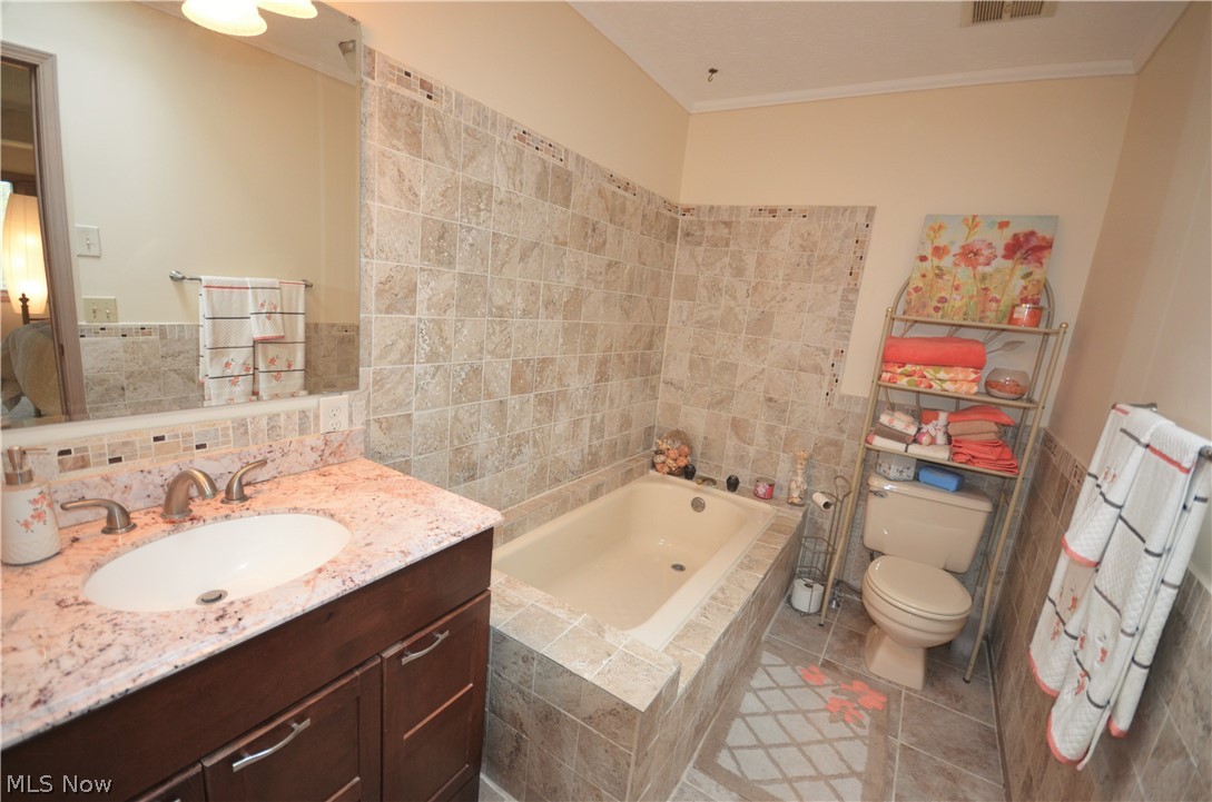 4625 Compass Rose, Unit 3 Vermilion, OH 44089 - Photo 13 of 20