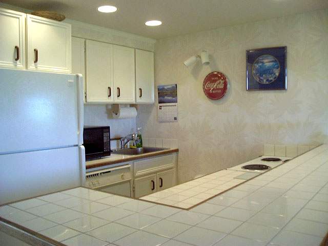 120 Hui F Road, Unit D14 Lahaina, HI 96761 - Photo 3 of 10 Gallery Image 3