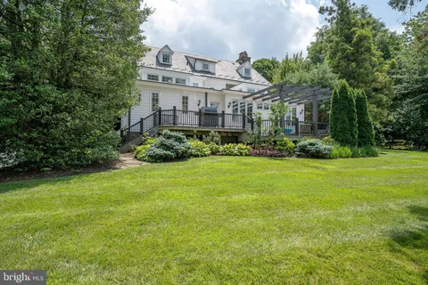$2,395,000 | 101 East Brookhaven Road, Wallingford, PA 19086