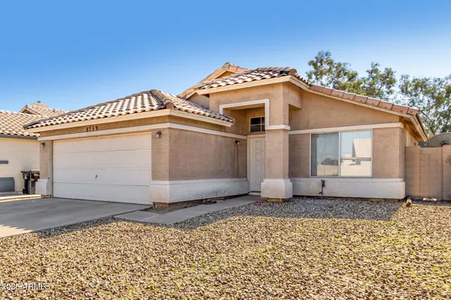 $1,800 | 8759 West Coronado Road, Phoenix, AZ 85037