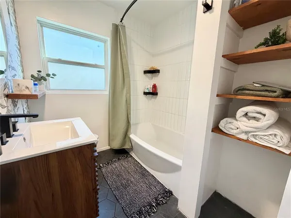 $2,399 | 2005 Virginia Drive, Orlando, FL 32803