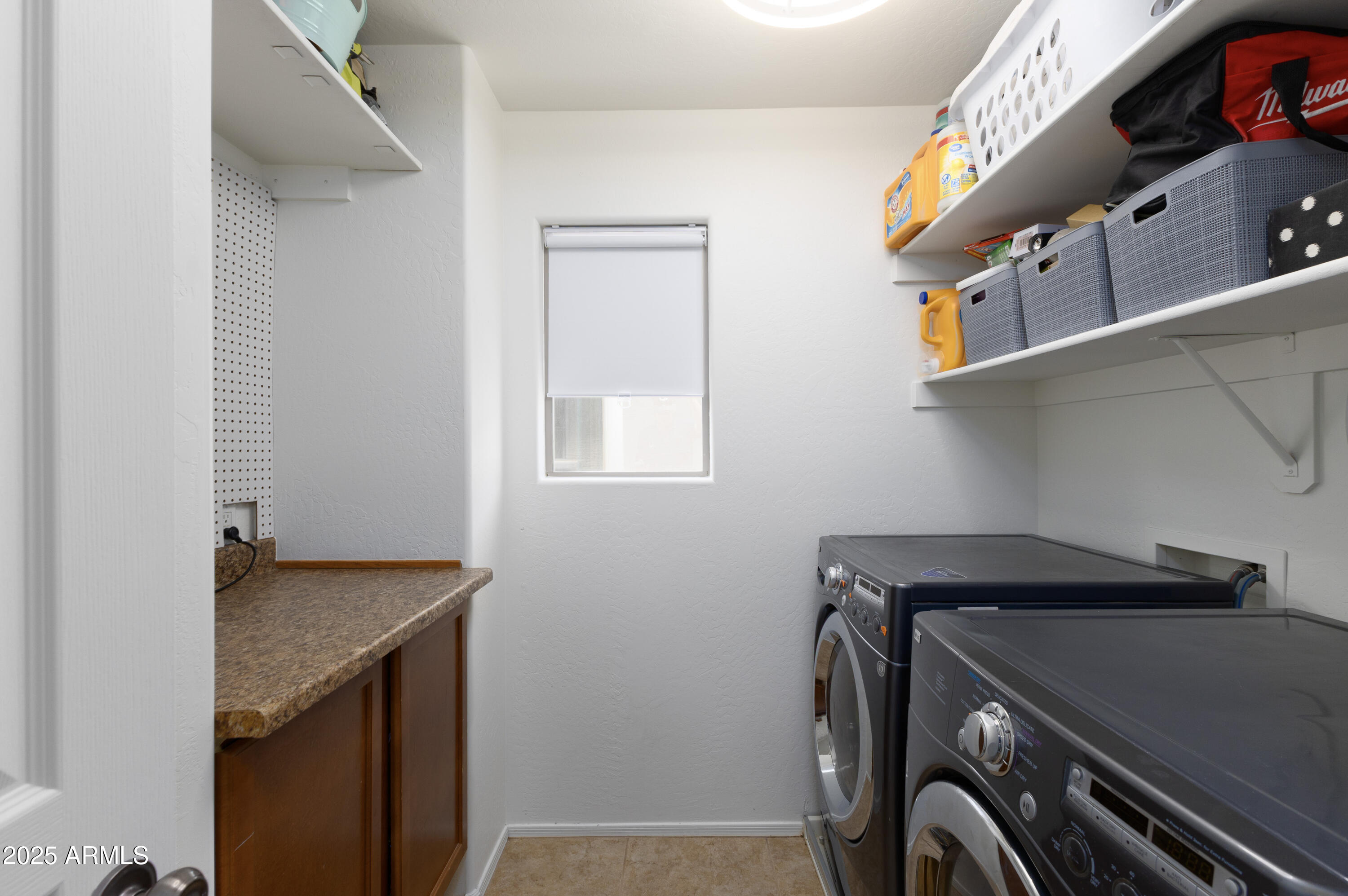 451 South Hawes Road, Unit 53 Mesa, AZ 85208 - Photo 20 of 37 a utility room with dryer and washer
