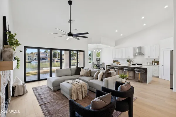$1,149,000 | 2011 East Clipper Lane, Gilbert, AZ 85234