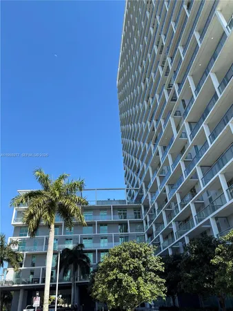 $2,500 | 2000 Metropica Way, Unit 2305, Sunrise, FL 33323