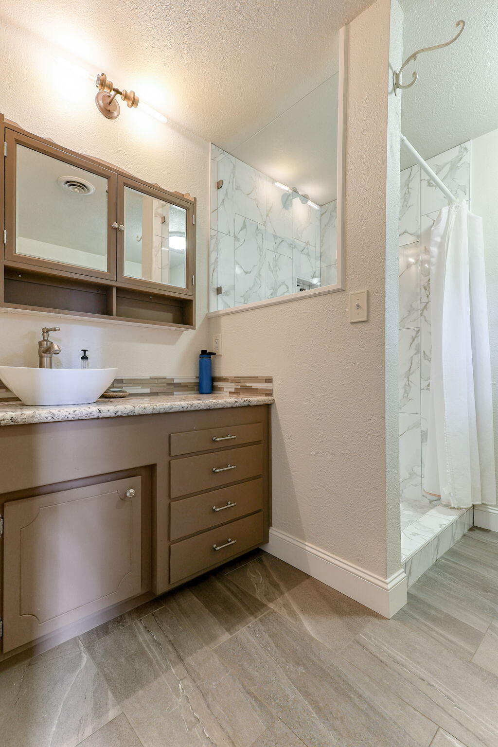 7077 Riata Drive Redding, CA 96002 - Photo 31 of 81 7-web-or-mls-IMG_0066